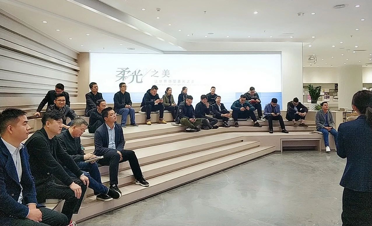  打造高素質(zhì)專業(yè)化人才隊(duì)伍，構(gòu)建學(xué)習(xí)長(zhǎng)效機(jī)制，華鵬陶瓷12月企業(yè)內(nèi)訓(xùn)逐夢(mèng)前行