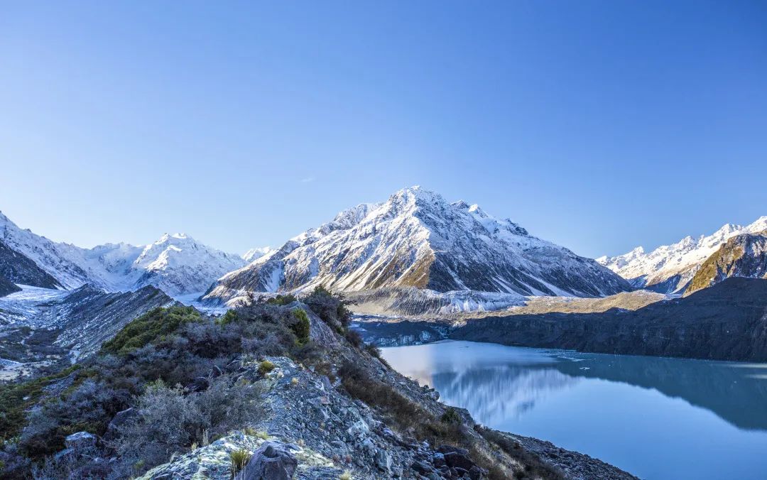 臻石·天然石系列 | 900x1800mm自然連紋，演繹家居延伸之美