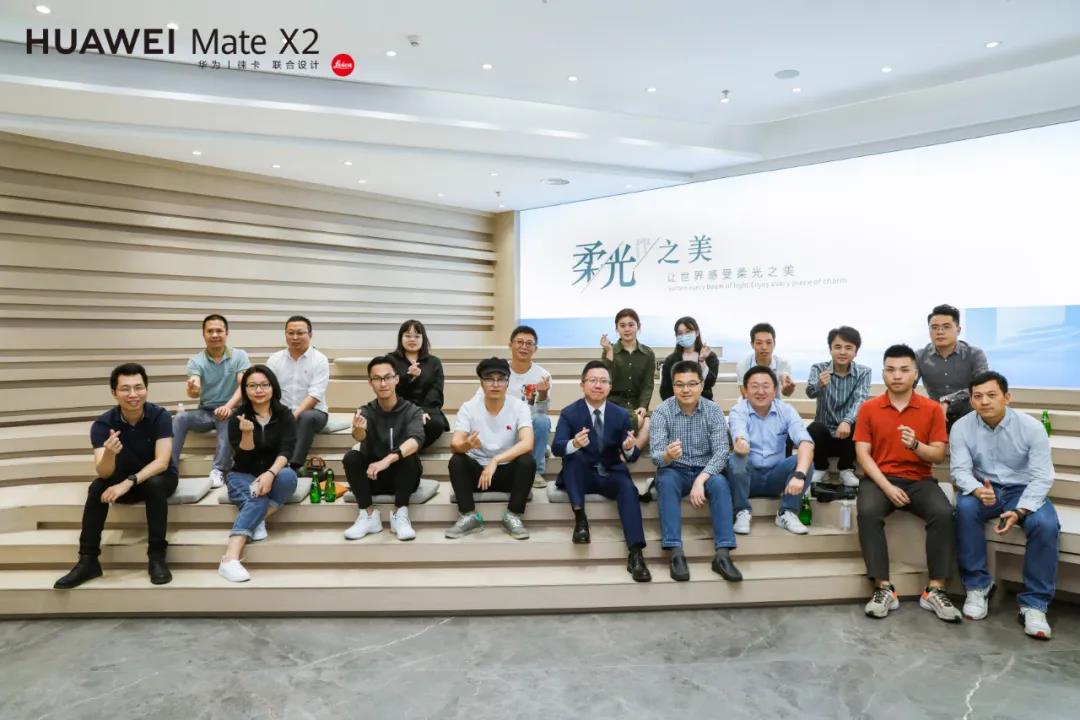 華鵬x華為 |與八三學聯(lián)一起邂逅柔光之美